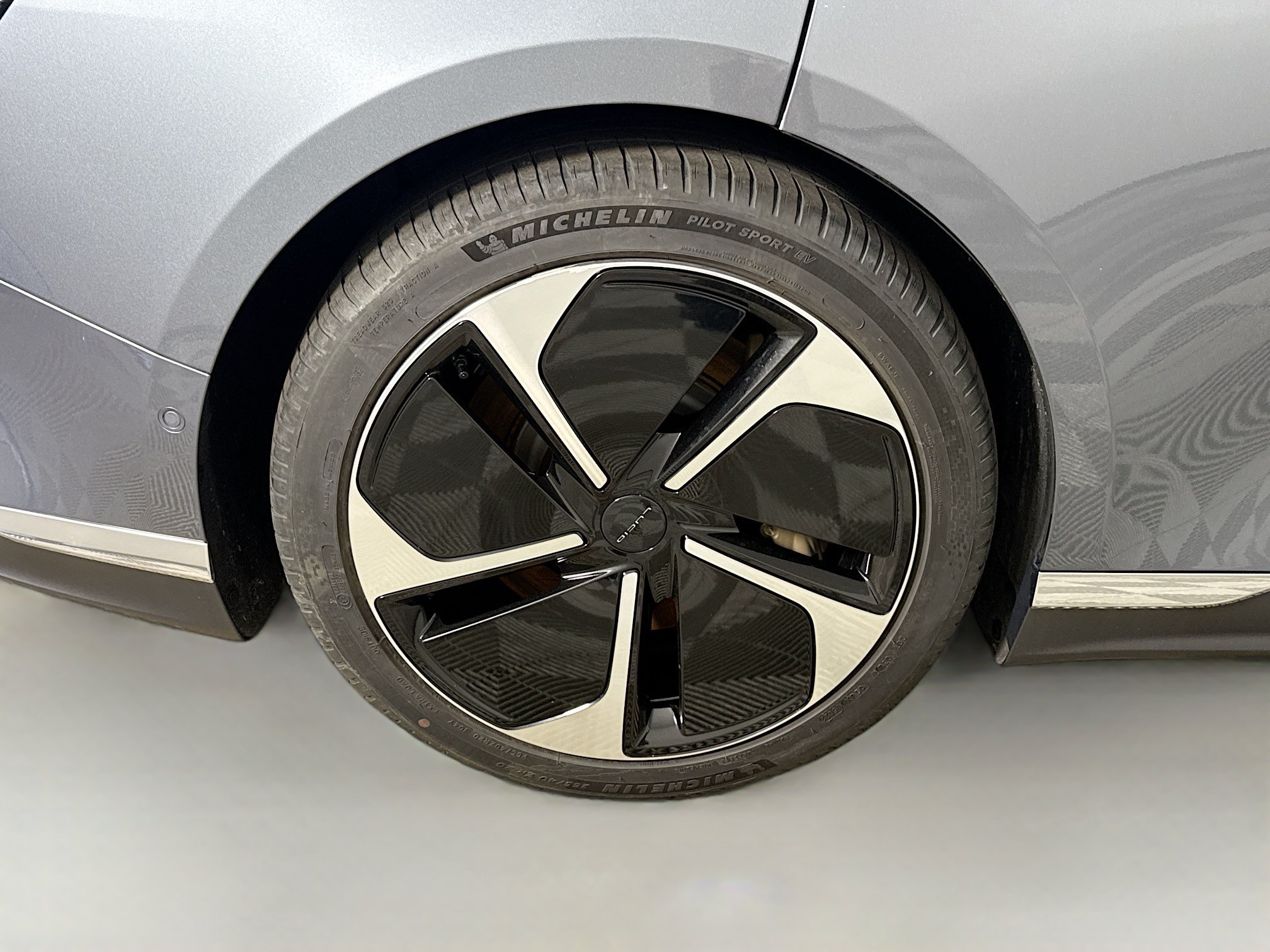 Used 2024 Lucid Air Grand Touring AWD/4WD image 32