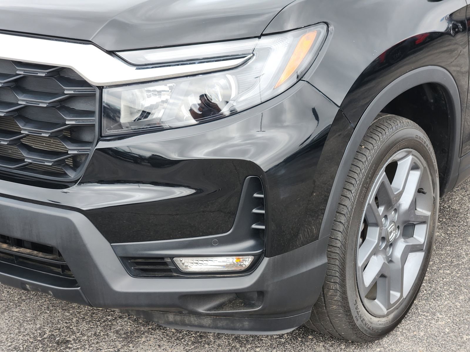 Used 2023 Honda Passport EX-L image 11