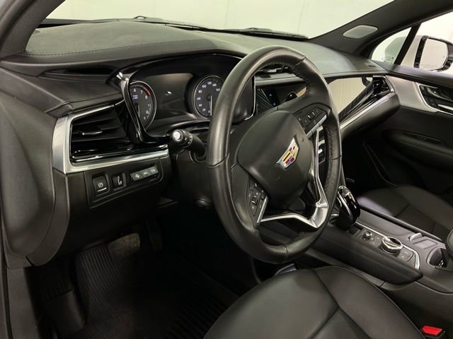 Certified 2025 Cadillac XT6 Premium Luxury w/ Technology Package image 16