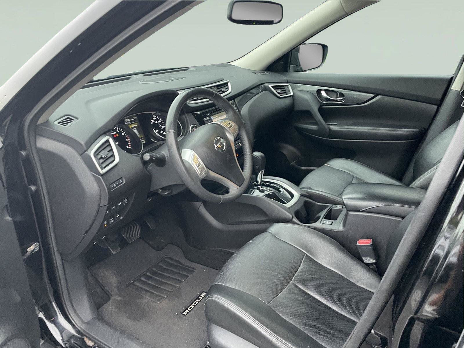 Used 2015 Nissan Rogue SL w/ SL Premium Package AWD/4WD image 12