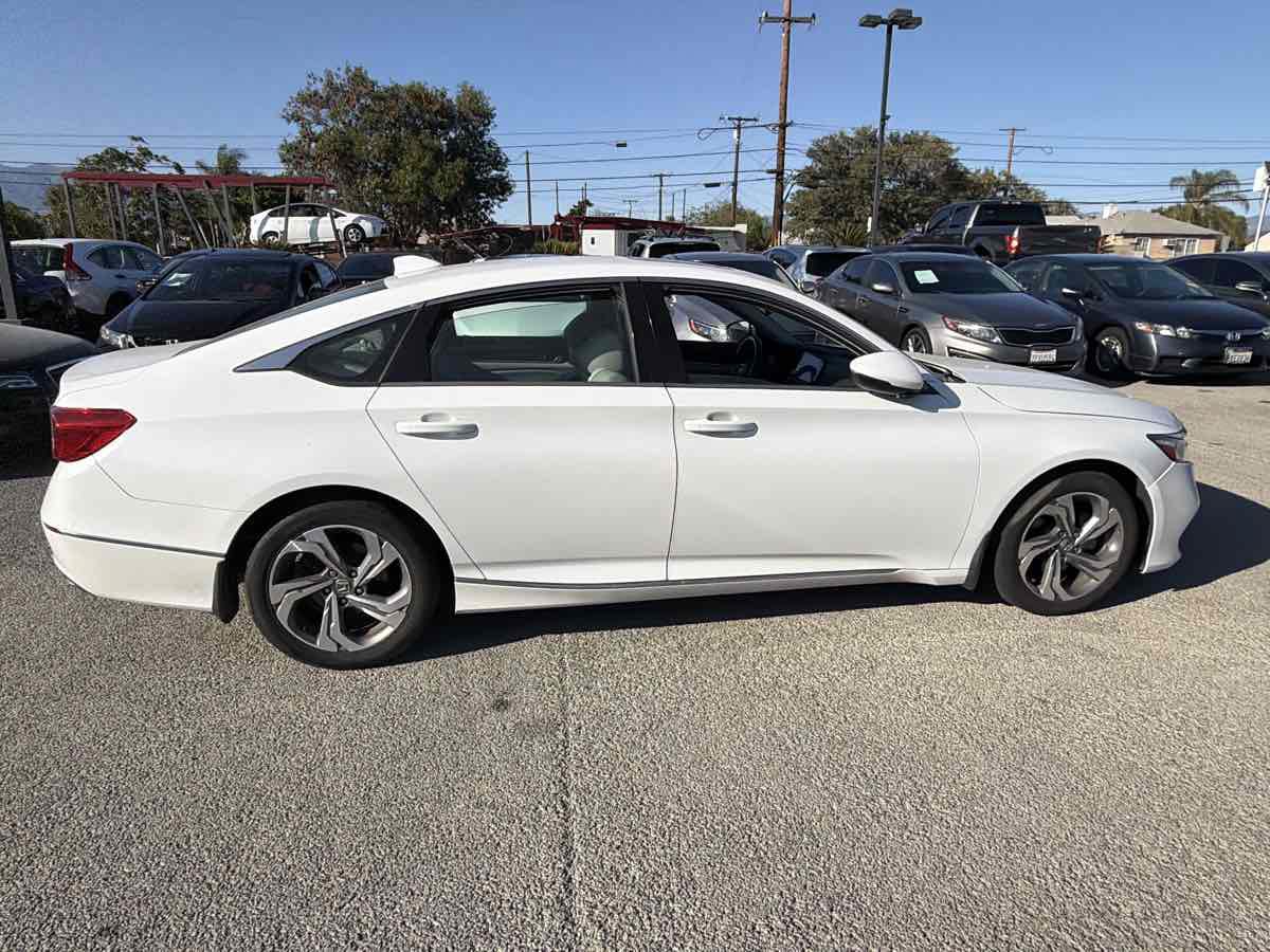 Used 2018 Honda Accord EX-L image 7