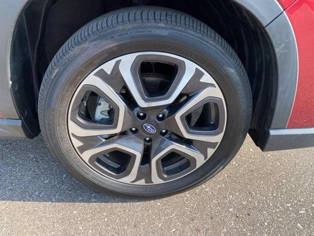 Used 2024 Subaru Ascent Limited w/ Technology Package AWD/4WD image 5