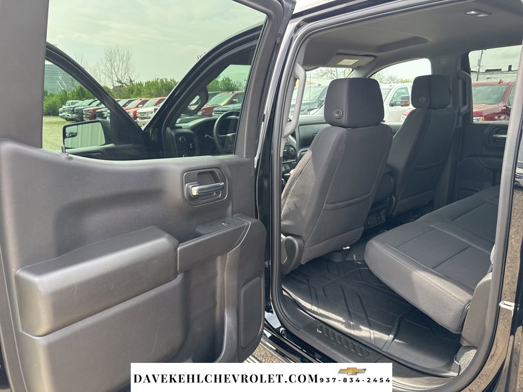 Used 2024 Chevrolet Silverado 1500 Custom Trail Boss w/ LPO, Dark Essentials Package image 18