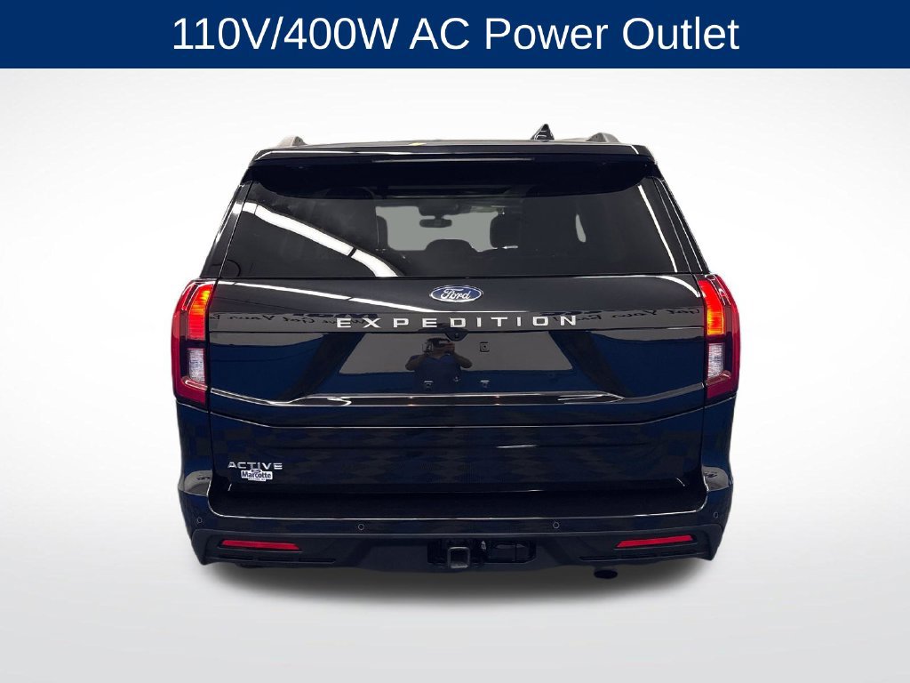 Certified 2025 Ford Expedition Active AWD/4WD image 4