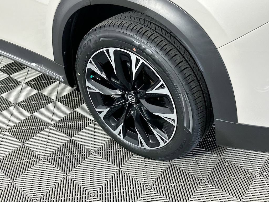 Certified 2024 MAZDA CX-90 Plug-In Hybrid w/ Premium Pkg image 40