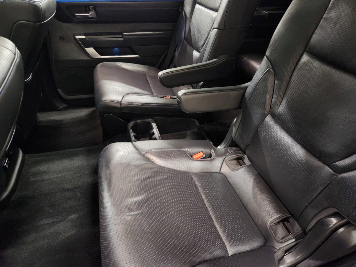 Used 2024 Toyota Sequoia Platinum AWD/4WD image 53