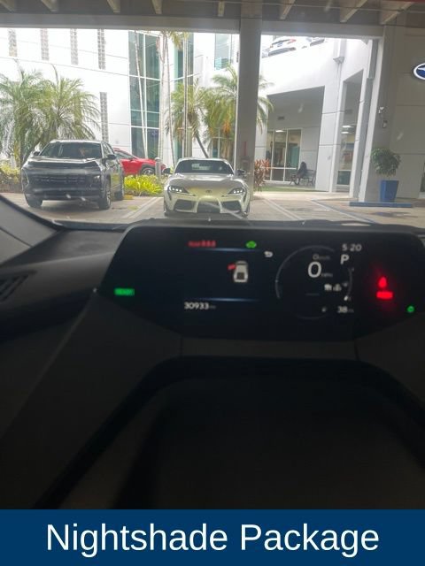 Used 2025 Toyota Prius FWD image 6