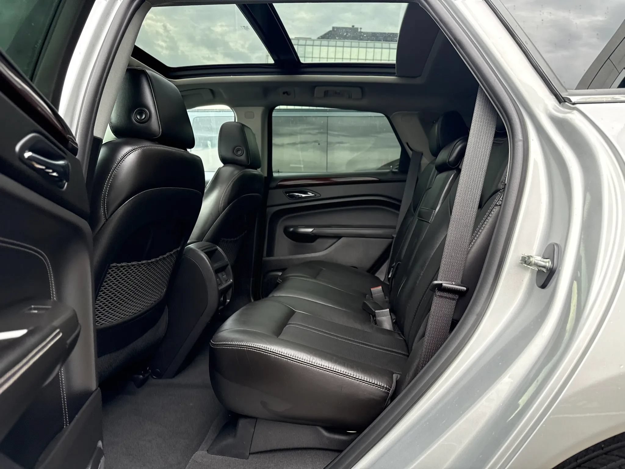 Used 2012 Cadillac SRX Luxury AWD/4WD image 31