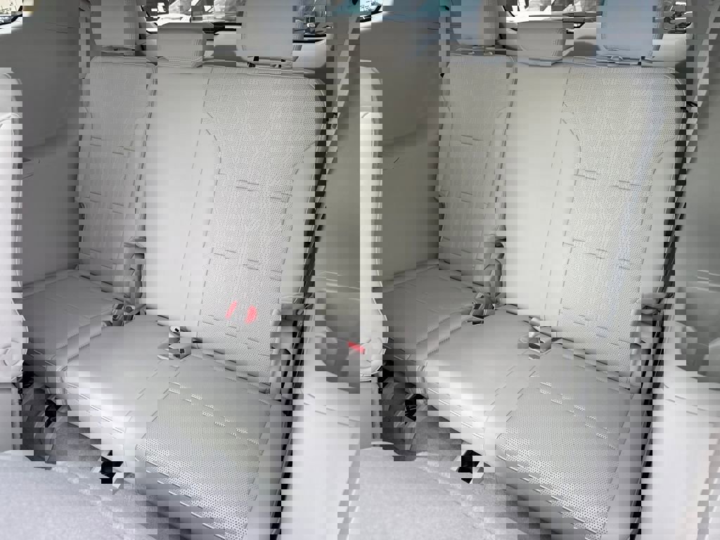 New 2026 Buick Enclave Avenir image 14