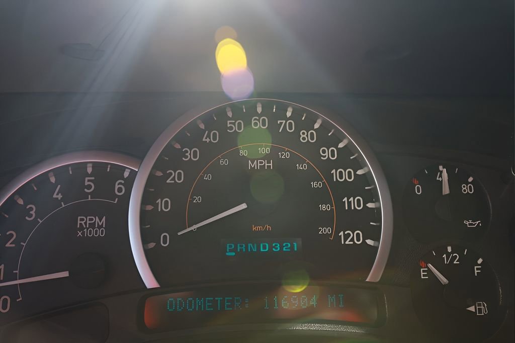 Used 2005 HUMMER H2 w/ Preferred Equipment Group image 41