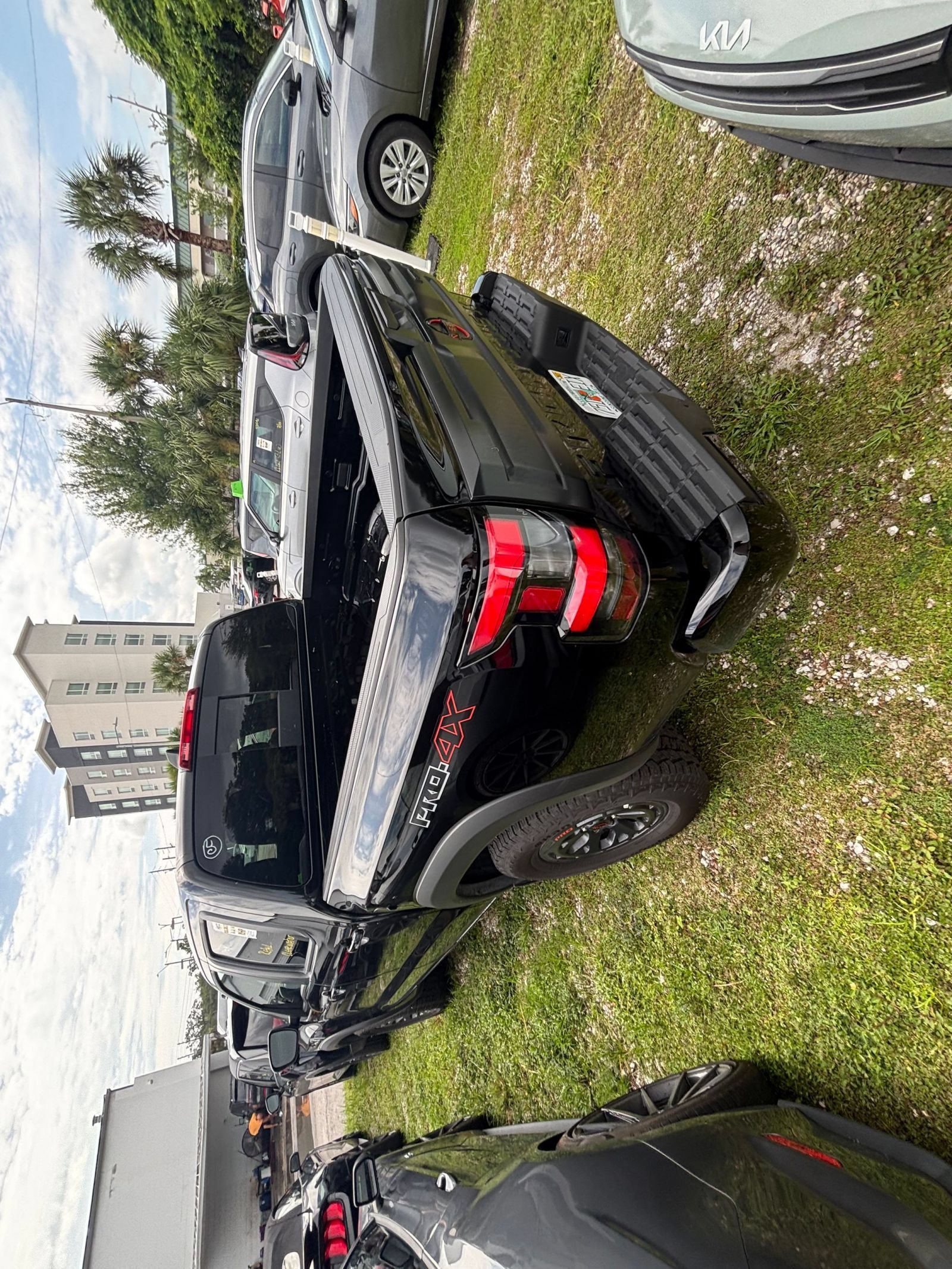Used 2026 Nissan Frontier PRO-4X AWD/4WD image 18