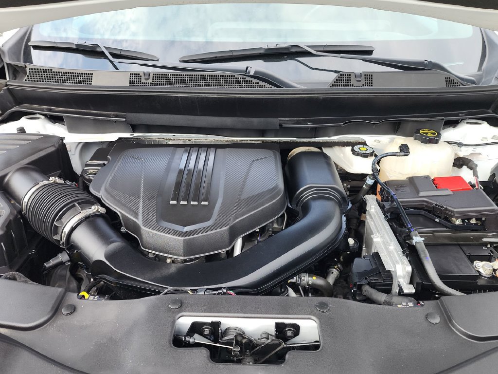Certified 2024 Chevrolet Traverse LT FWD image 25