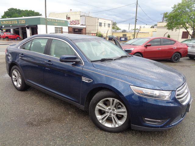 Used 2017 Ford Taurus SEL FWD image 23