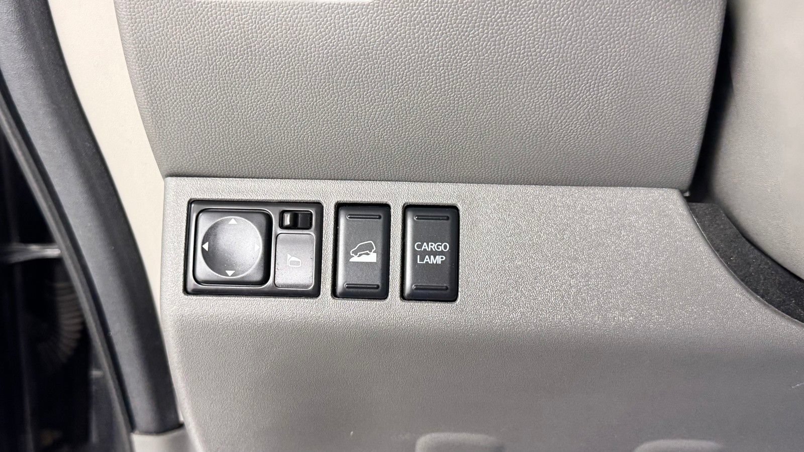 Used 2014 Nissan Frontier SV w/ SV Value Truck Package AWD/4WD image 33