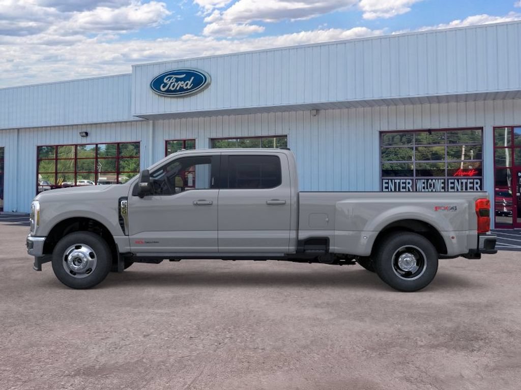 New 2026 Ford F350 Lariat w/ Lariat Ultimate Package AWD/4WD image 3