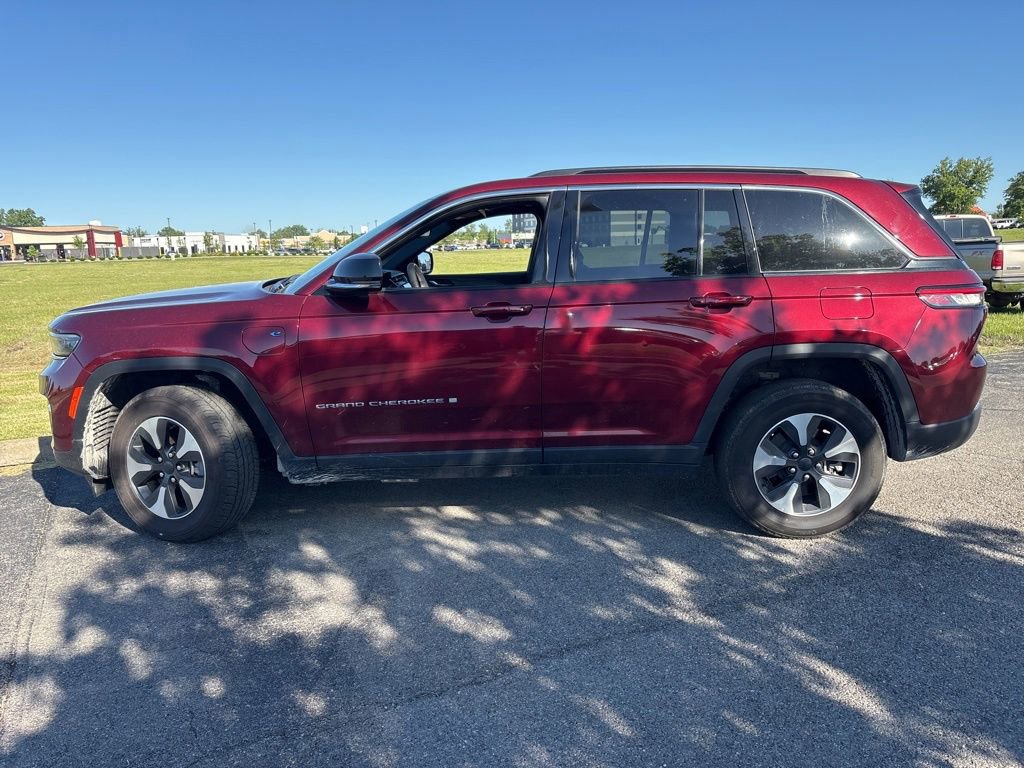 Used 2024 Jeep Grand Cherokee Limited 4xe AWD/4WD image 7