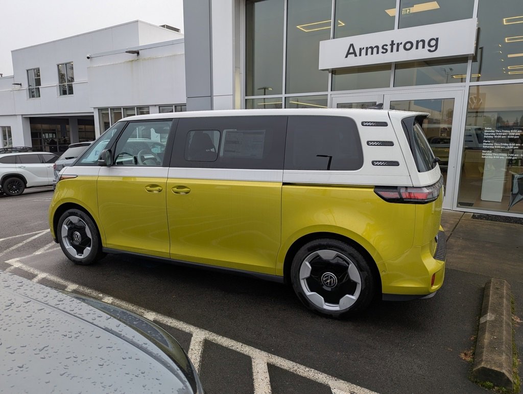 New 2025 Volkswagen ID. Buzz Pro S Plus image 2