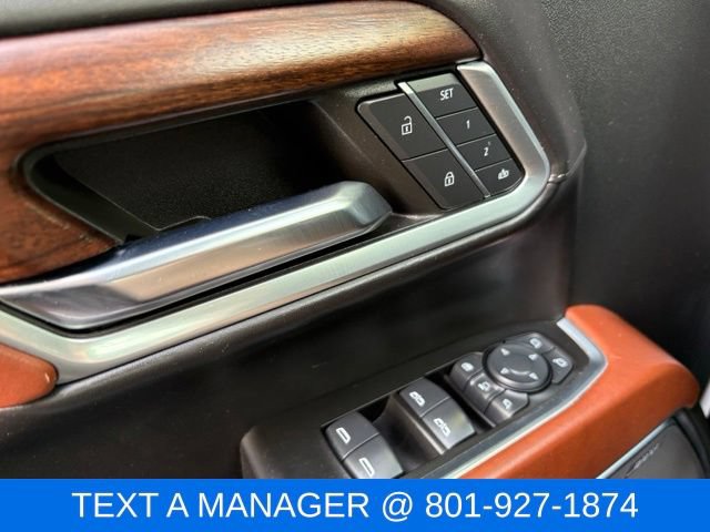 Used 2024 GMC Sierra 3500 Denali Ultimate AWD/4WD image 25