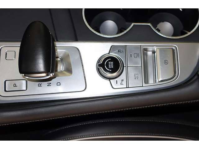 Used 2021 Genesis G70 3.3T w/ Sport Package image 9