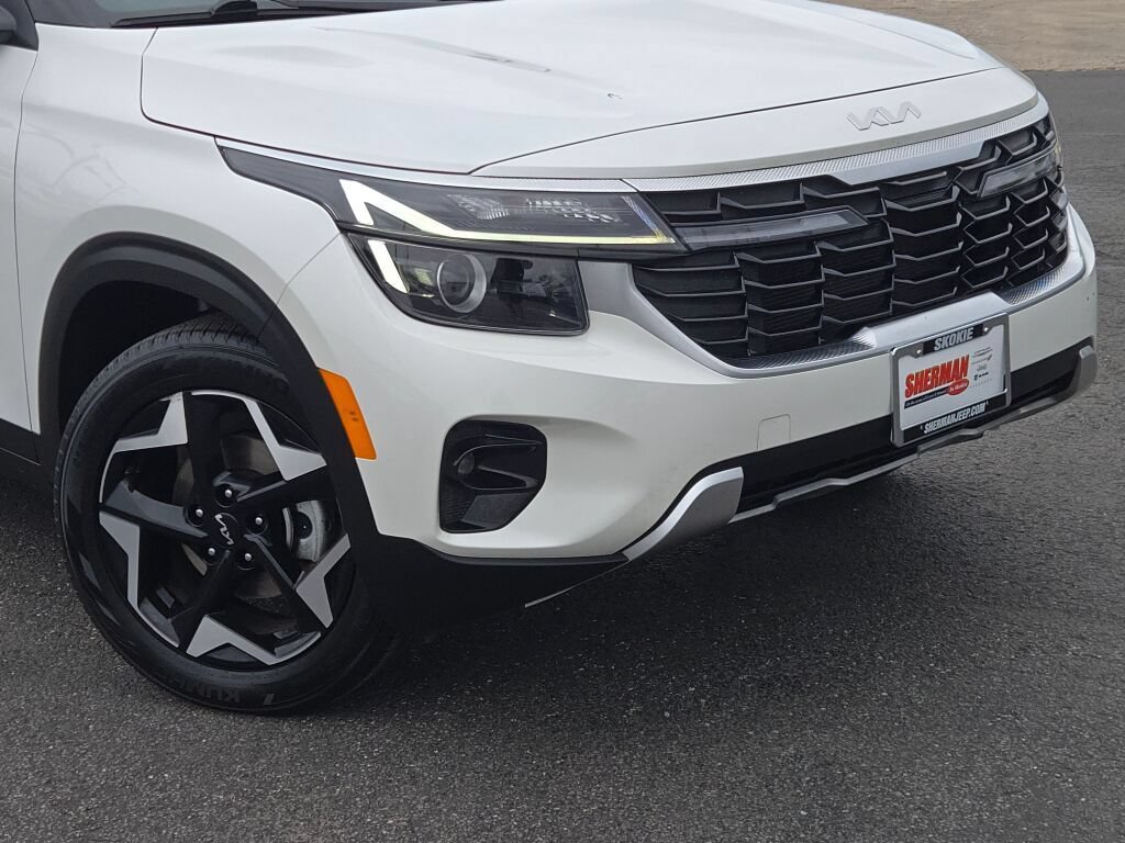 Used 2025 Kia Seltos S FWD image 2