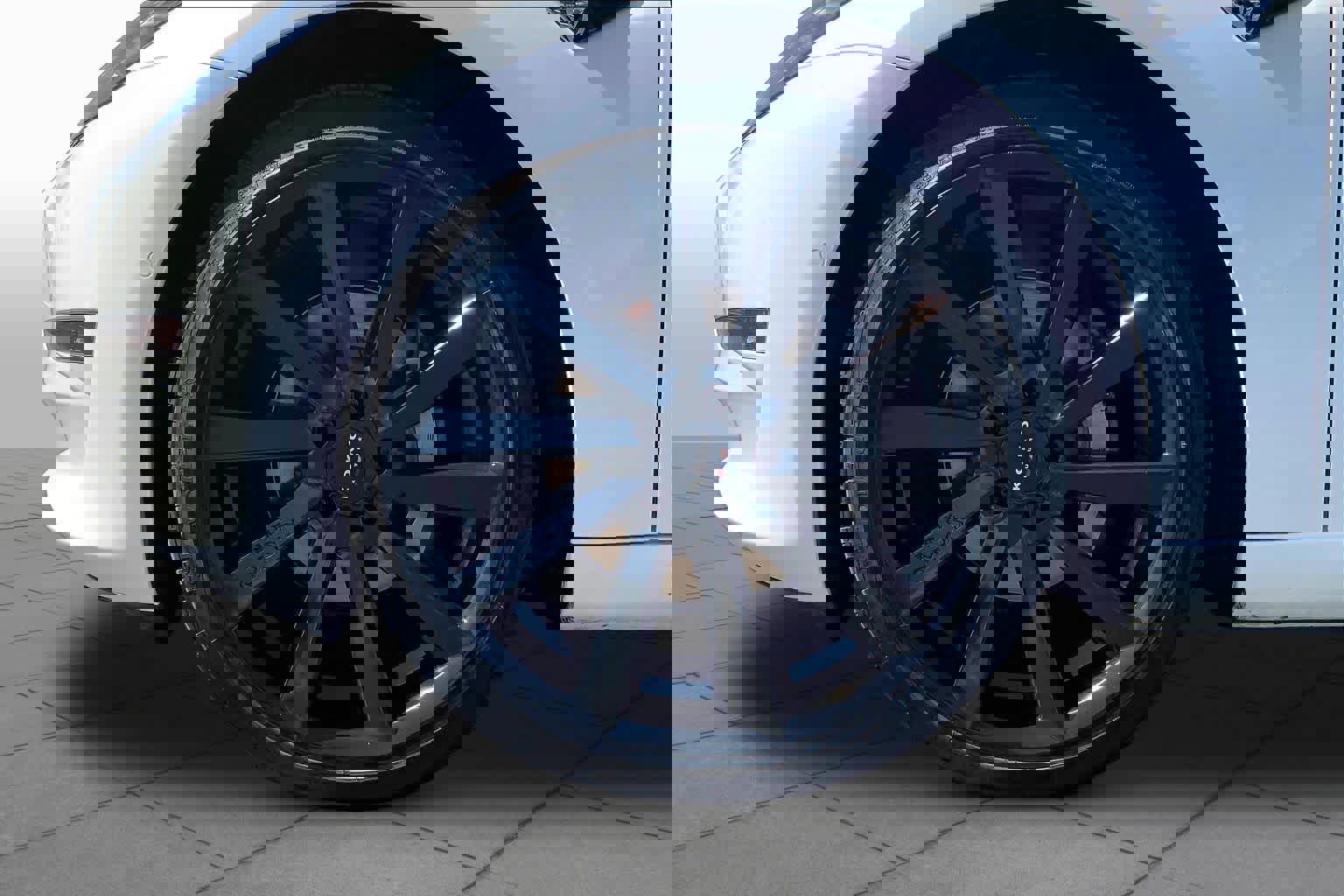 Used 2020 Tesla Model 3 Long Range image 10