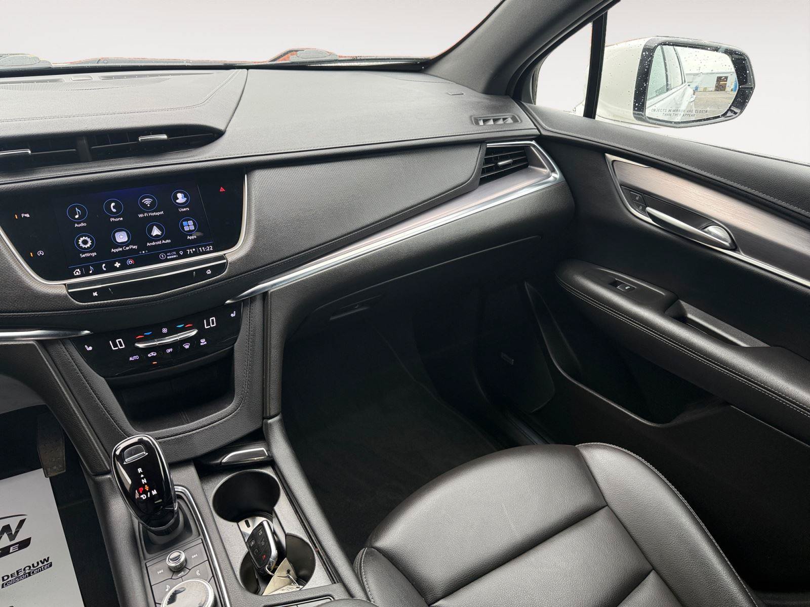 Used 2022 Cadillac XT5 Luxury w/ LPO, Floor Liner Package AWD/4WD image 12