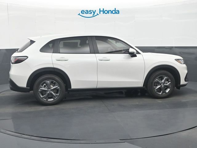 New 2026 Honda HR-V LX image 8