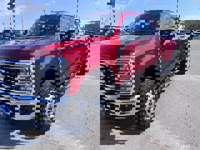 New 2026 Ford F350 Lariat w/ Chrome Package image 5