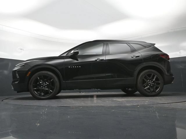 Used 2023 Chevrolet Blazer LT w/ Sound & Technology Package FWD image 33