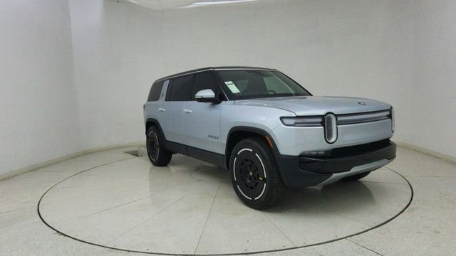 Used 2025 Rivian R1S Adventure image 69