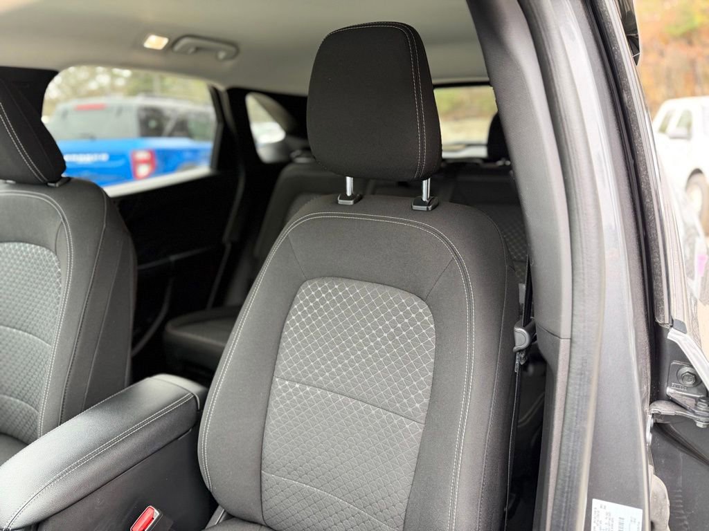 Used 2023 Ford Escape Active image 8