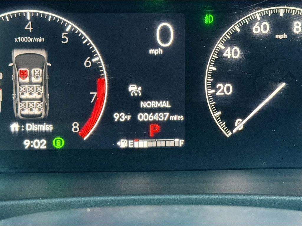 Used 2025 Honda Pilot Touring image 12