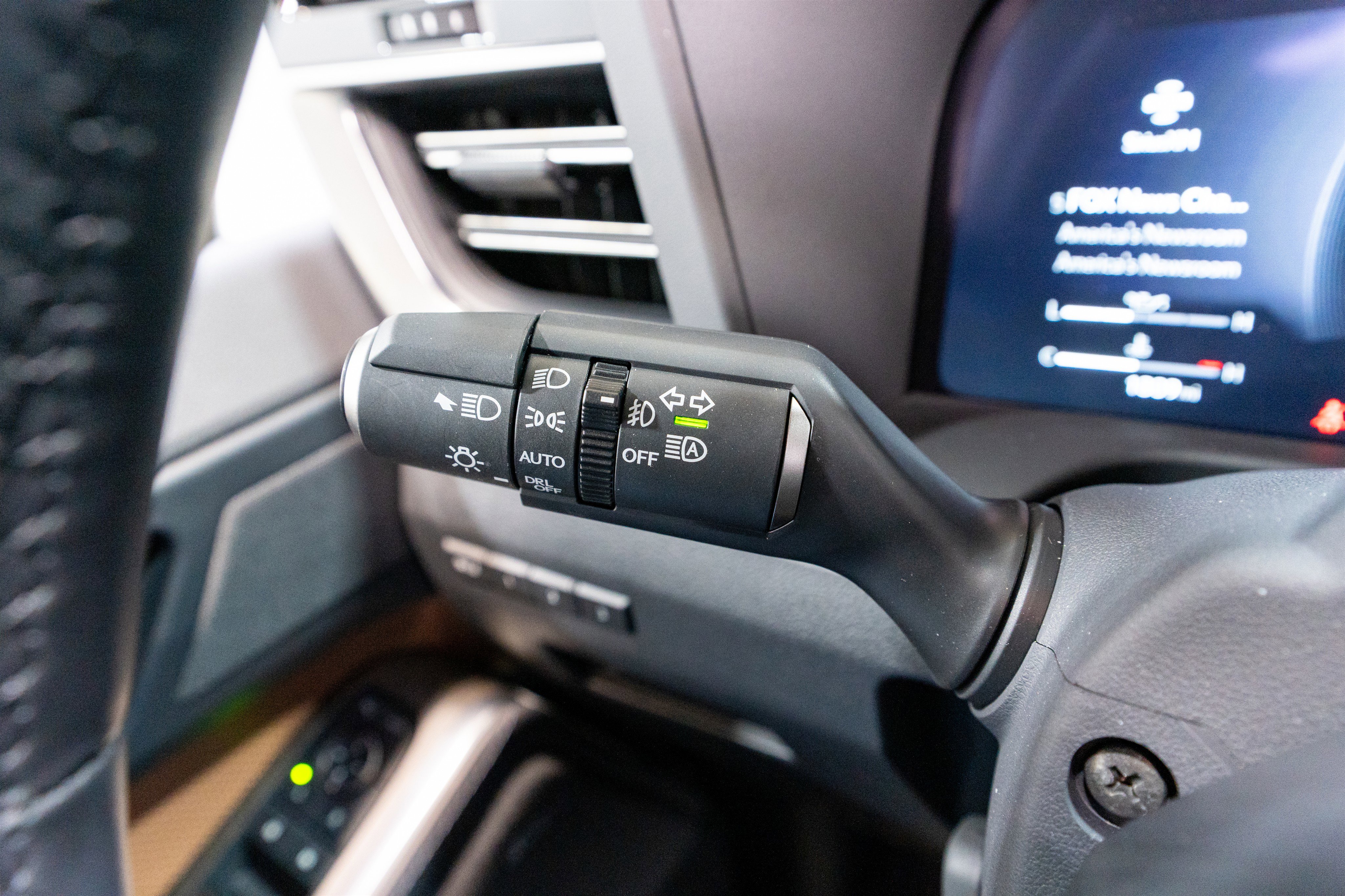 Used 2025 Lexus GX 550 image 34