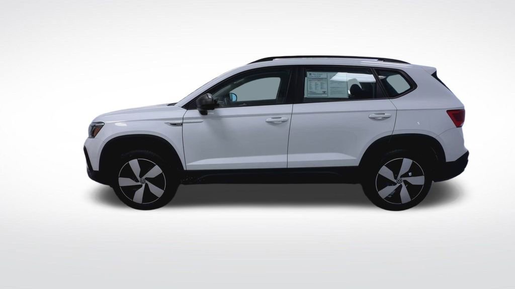 Used 2024 Volkswagen Taos S image 5