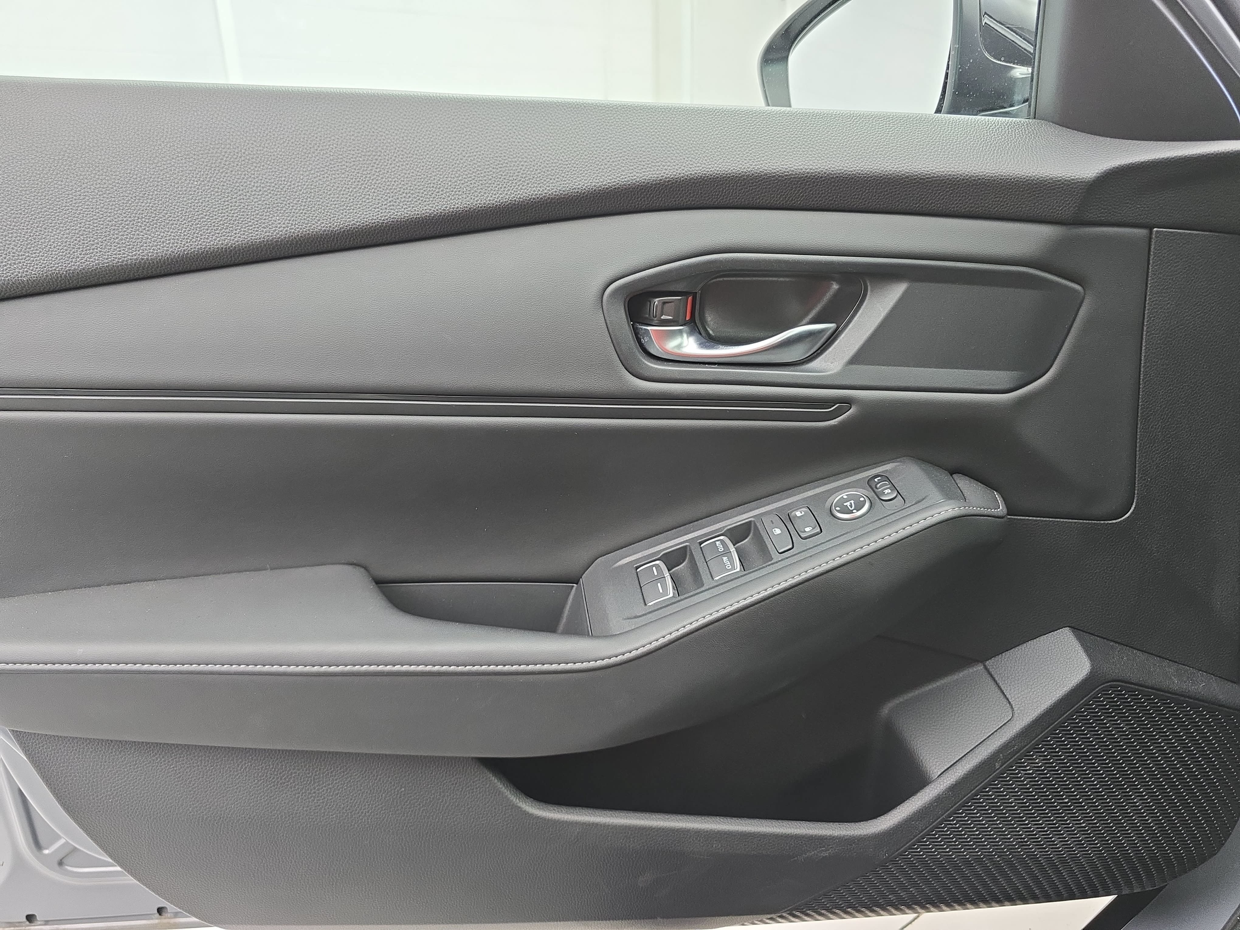 Used 2023 Honda Accord Sport image 24