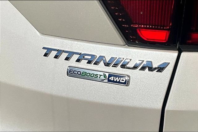 Used 2019 Ford Escape Titanium AWD/4WD image 24