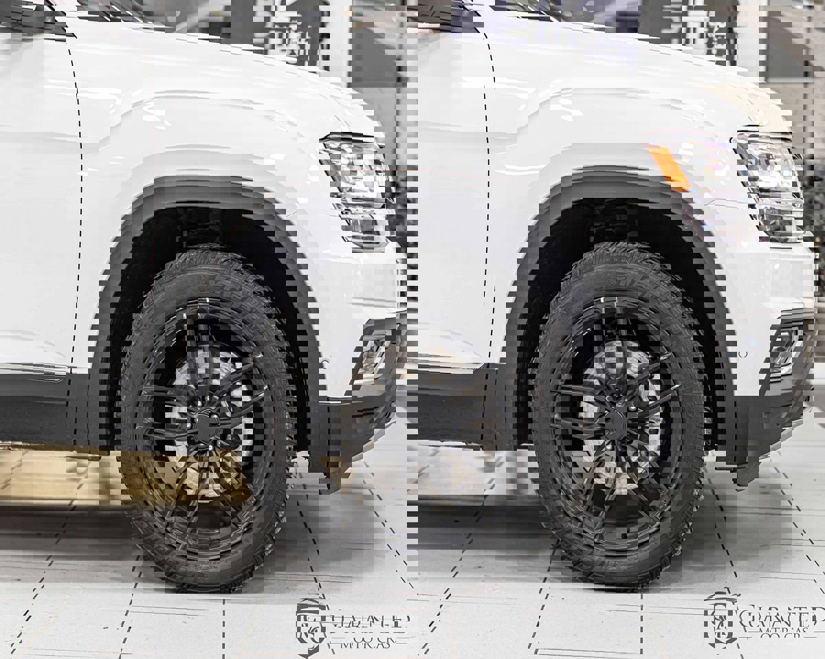 Used 2019 Volkswagen Atlas SEL Premium image 11