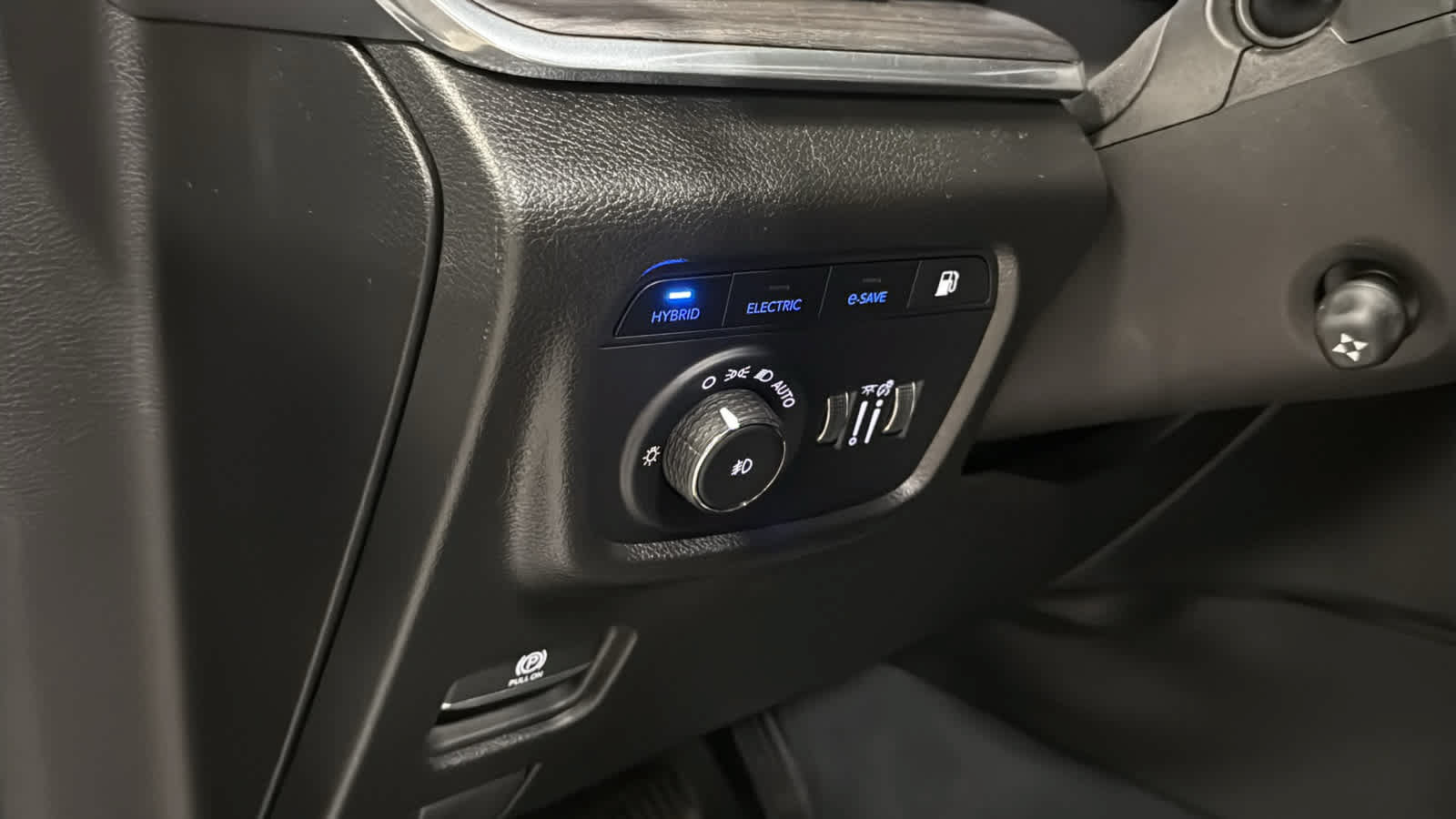 Used 2023 Jeep Grand Cherokee Overland AWD/4WD image 22