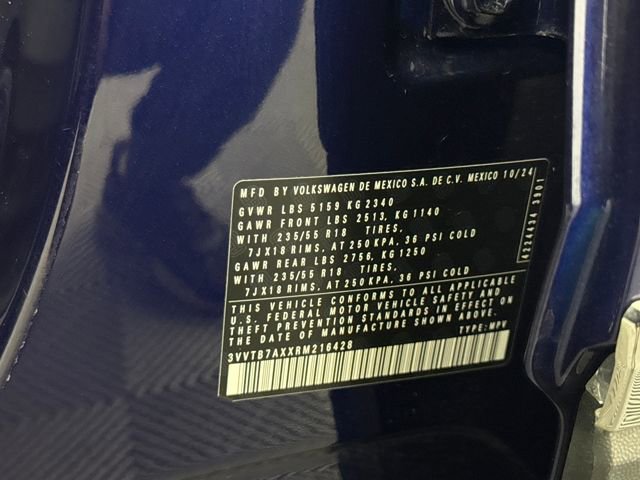 Used 2024 Volkswagen Tiguan Wolfsburg Edition image 33