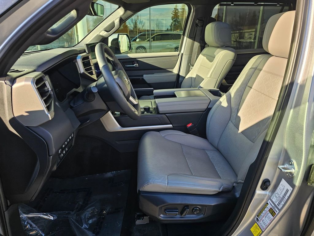 Used 2025 Toyota Sequoia Limited AWD/4WD image 23