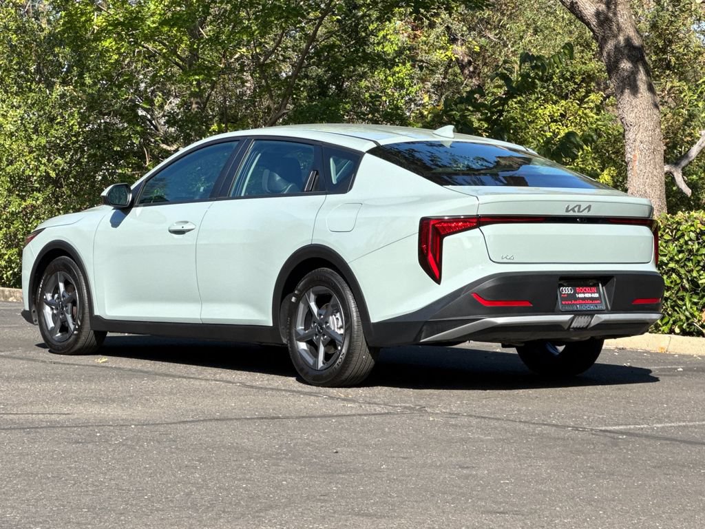 Used 2025 Kia K4 FWD image 7