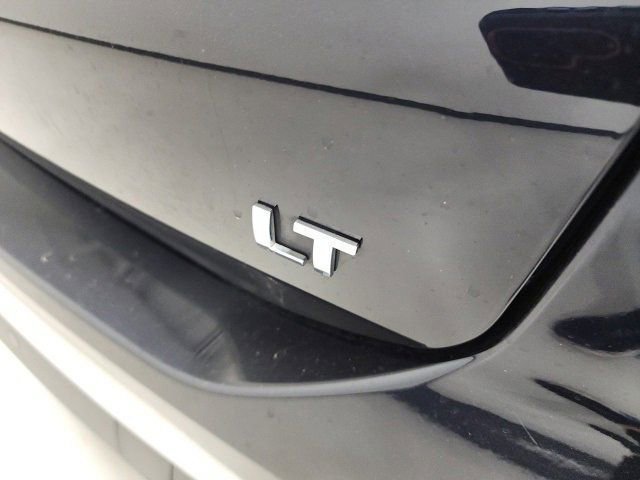 Used 2020 Chevrolet Equinox LT w/ Driver Convenience Package image 8