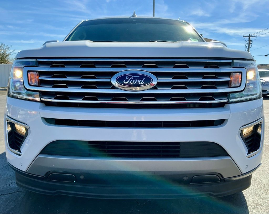 Used 2020 Ford Expedition Limited image 9