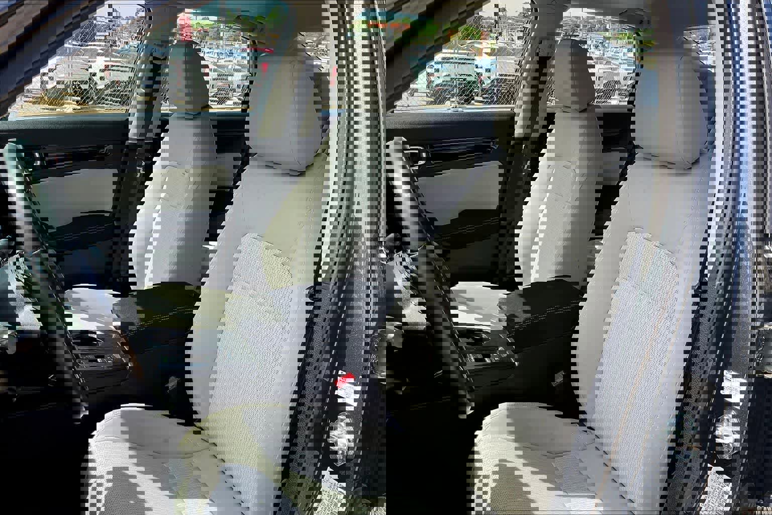 Used 2022 Honda Civic EX image 11