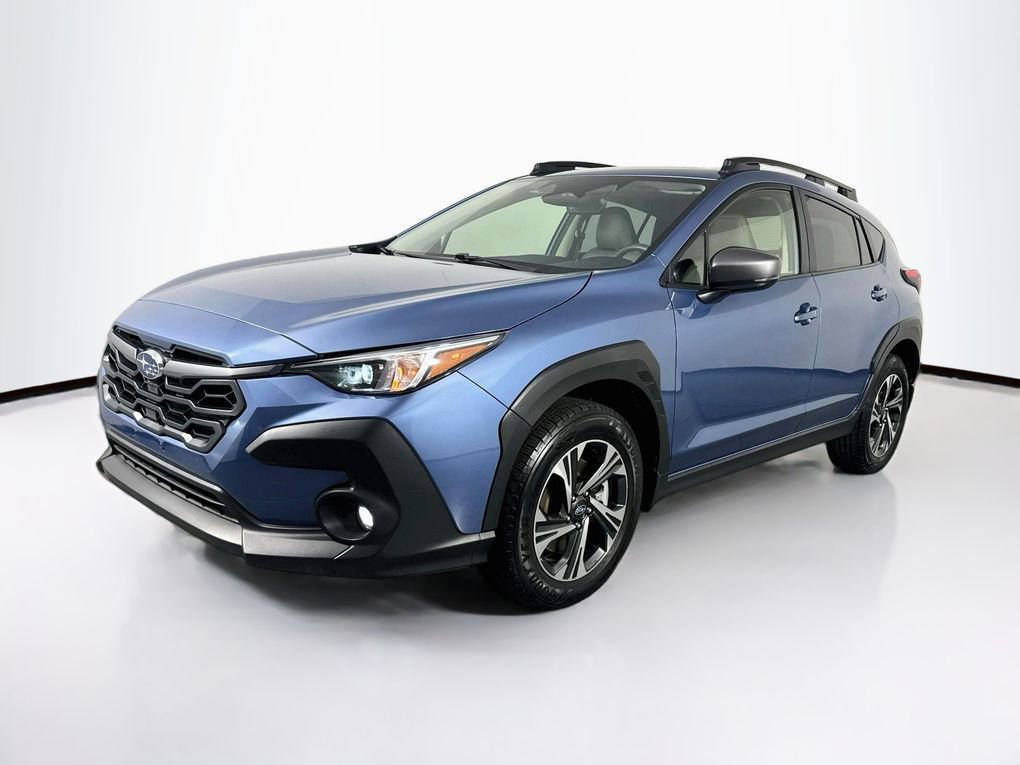 Used 2024 Subaru Crosstrek 2.0i Premium AWD/4WD image 3
