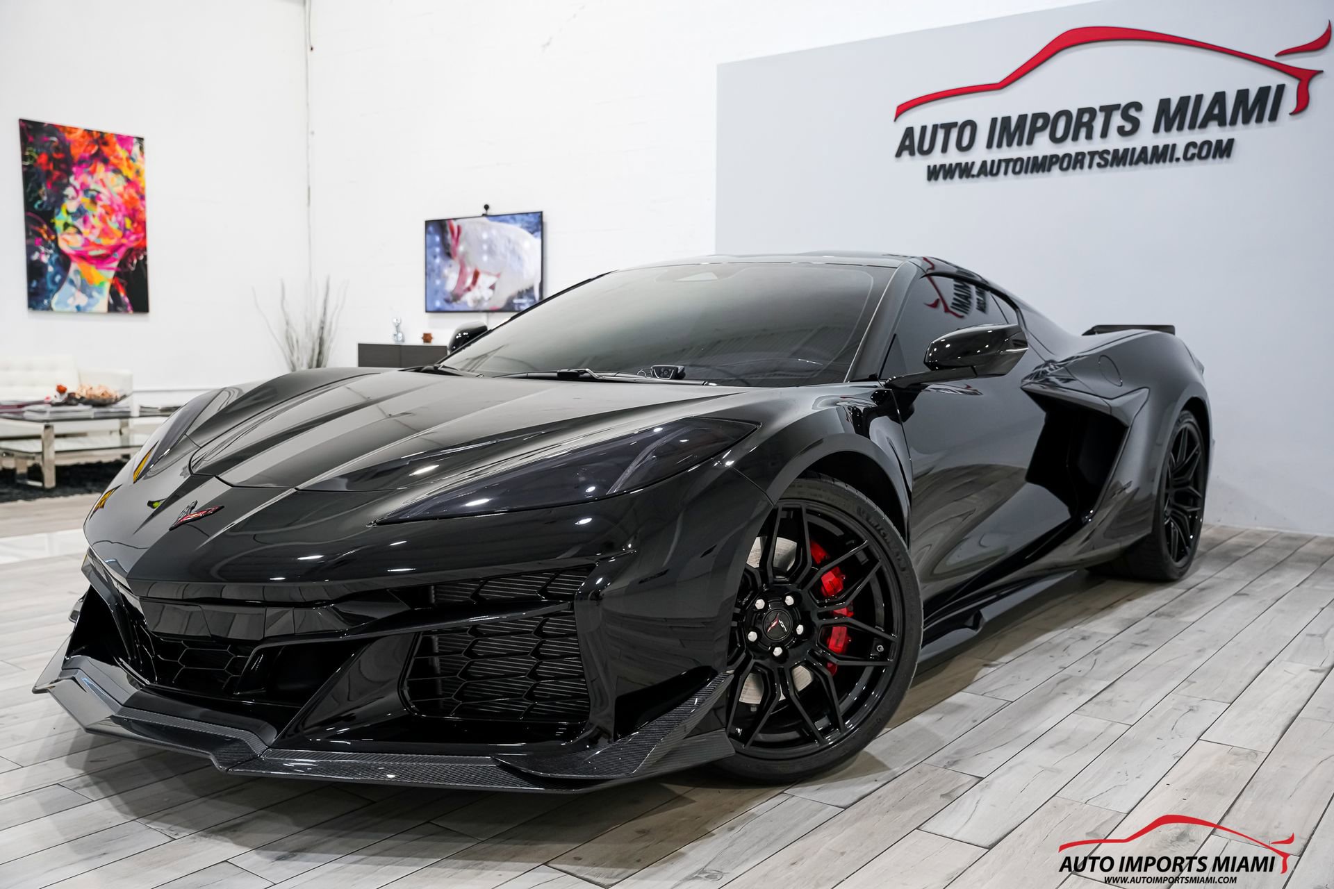 Used 2025 Chevrolet Corvette Z06 RWD image 1