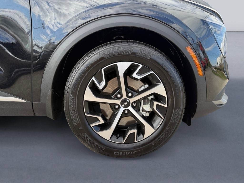 Used 2025 Kia Sportage EX w/ Premium Package image 9