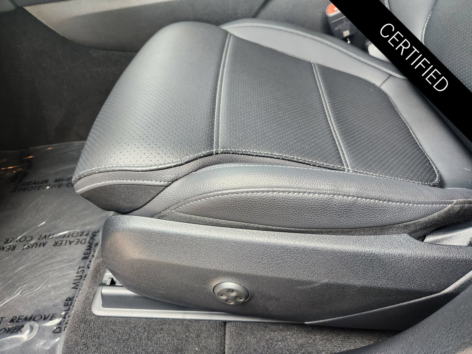 Certified 2026 Mercedes-Benz GLC 300 image 24