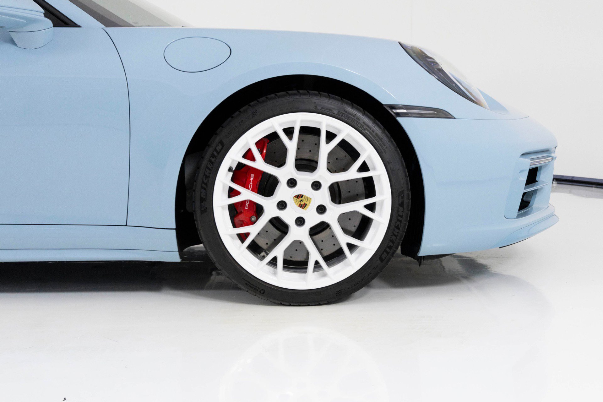 Used 2023 Porsche 911 Targa 4 GTS image 15