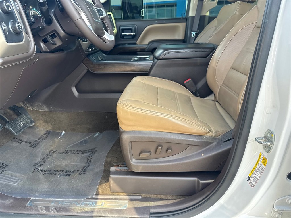 Used 2017 GMC Sierra 2500 Denali w/ Duramax Plus Package image 10